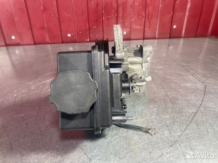 Насос гидроусилителя руля Mercedes Slk R171 M272