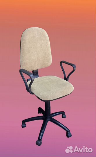 Компьютерное кресло