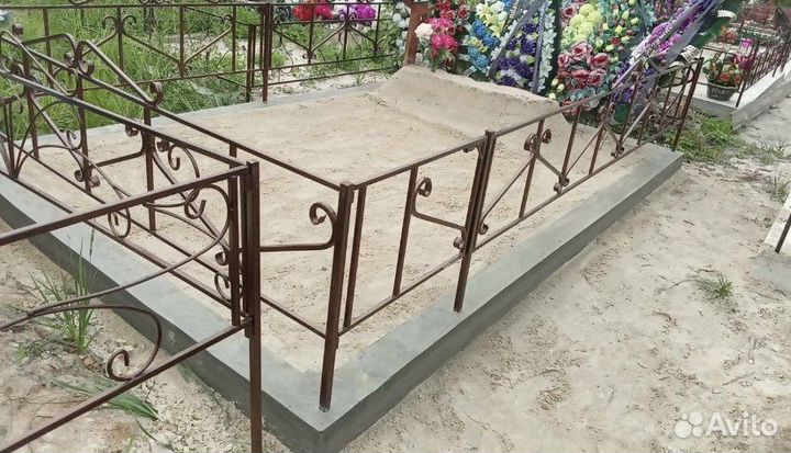 Работы на кладбище