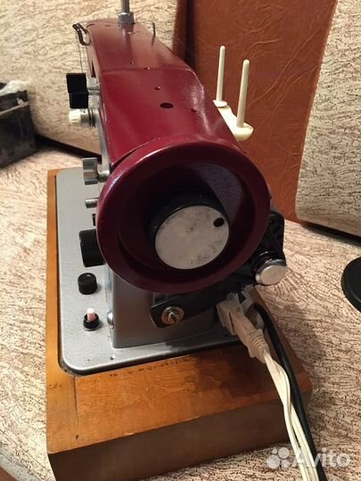 Швейная машина radom 466