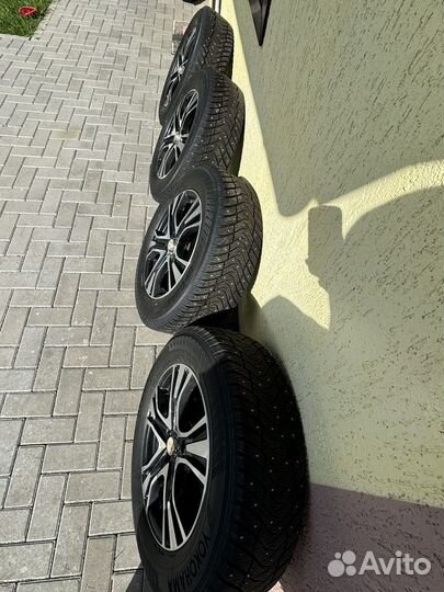 Комплект зимних колес r17
