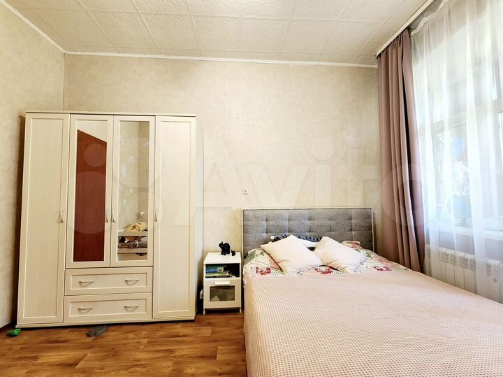 3-к. квартира, 70,1 м², 2/5 эт.