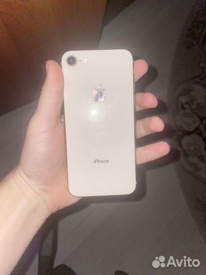 iPhone 8, 128 ГБ