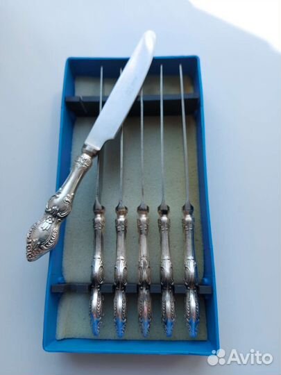 Набор мельхиоровых ножей