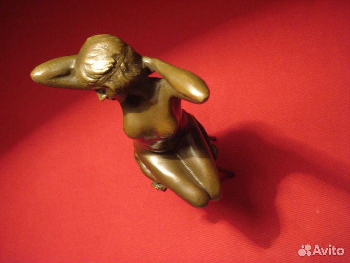 Эротика Обнаженная На Стуле Франция Статуэтка