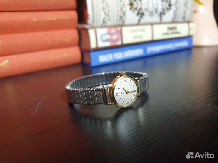 Часы Tissot швейцарские винтажные женские оригинал