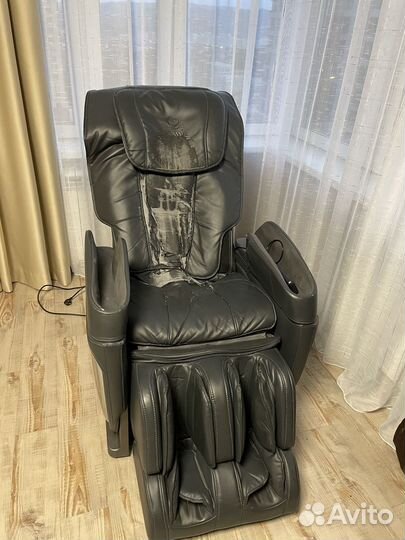 Массажное кресло