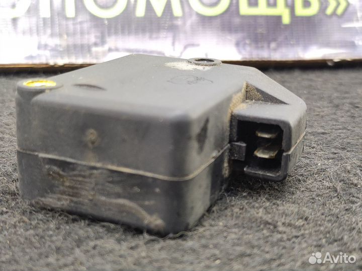 Активатор замка багажника Peugeot 406