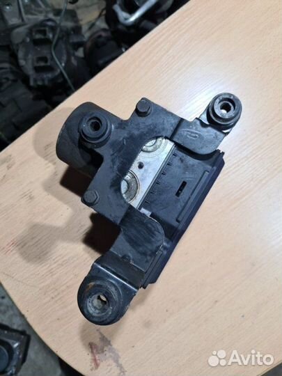 Блок ABS Volkswagen Tiguan 1 2010