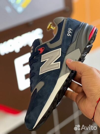 Универсальные New Balance 999