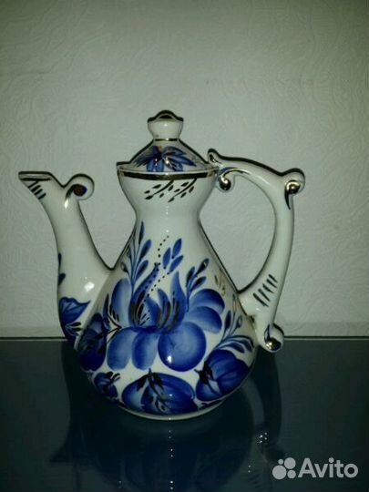 Фарфоровая статуэтка, гжель