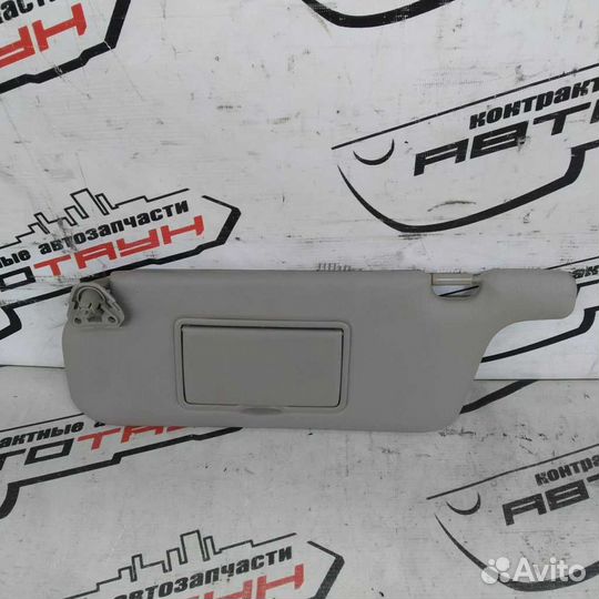 Козырек nissan liberty PM12 PNM12 RM12 RNM12 L