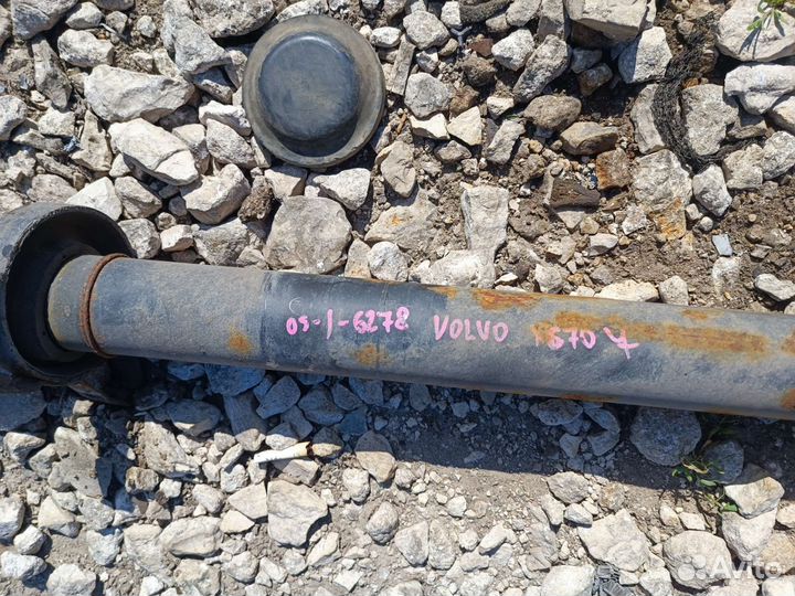 Карданный вал Volvo XC 70 2002 г