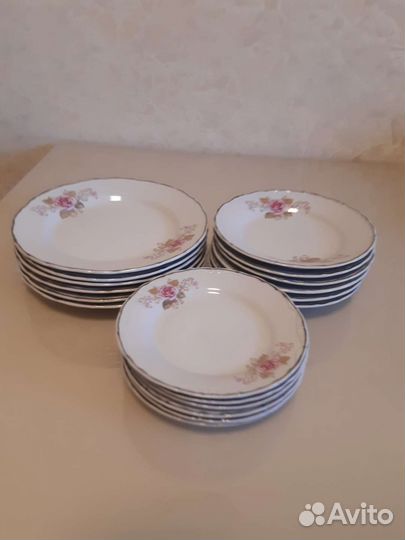 Столовый сервиз новый