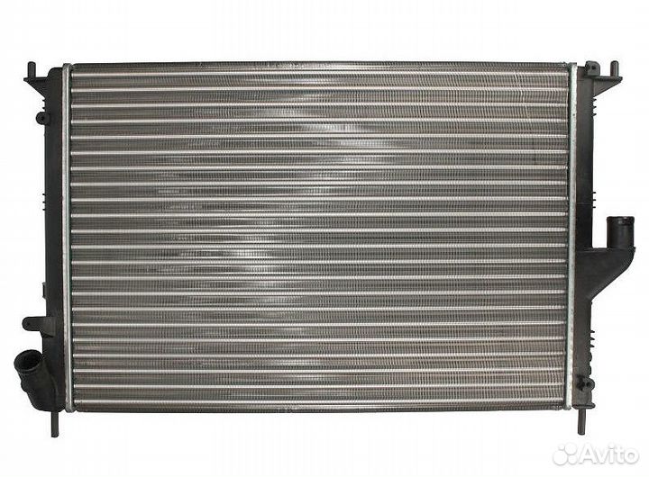 Радиатор Nissan Terrano
