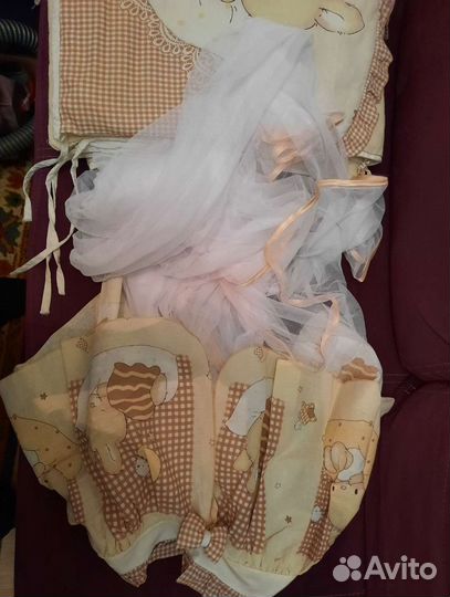 Бортики + балдахин +мобиль+ ортопедическая подушка