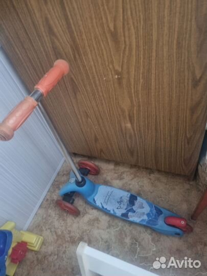 Самокат детский трехколесный