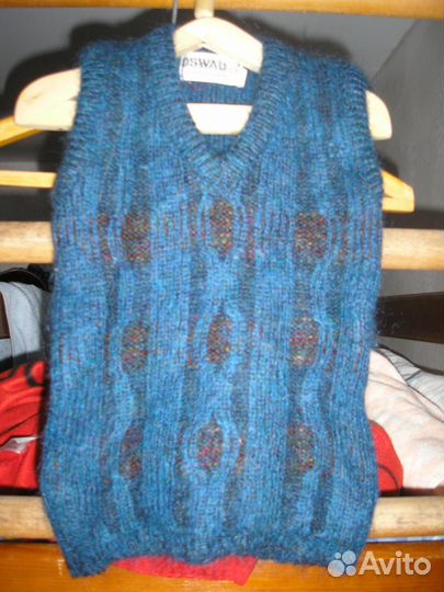 Жилет шерстяной