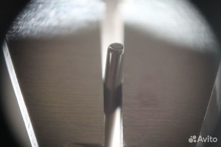 Ось D2мм ролика 14-12-10 мм кассетного магнитофона