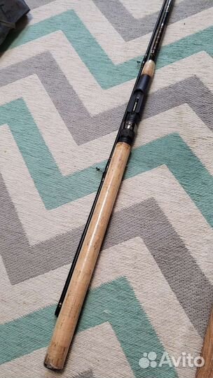 Mikado Black Draft Picker240