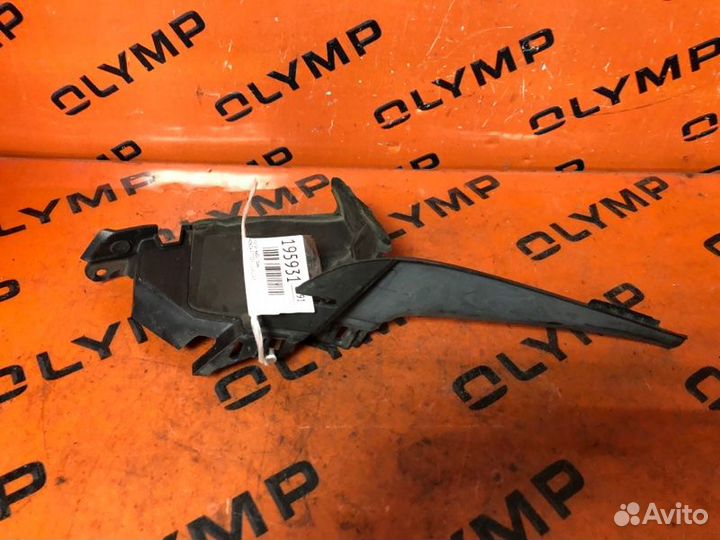 Уголок жабо правый Honda Fit GE6 L13A 2008