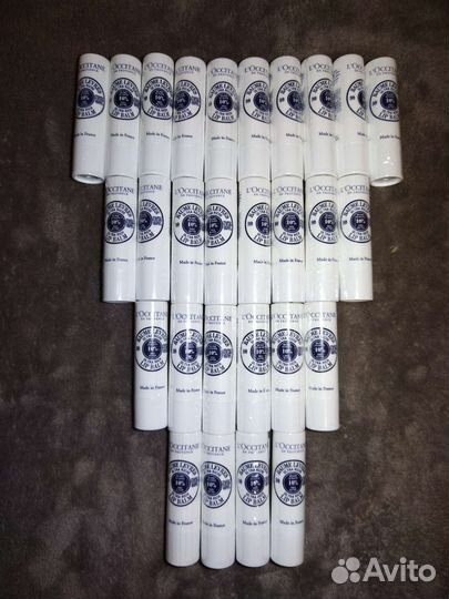 Бальзам для губ loccitane