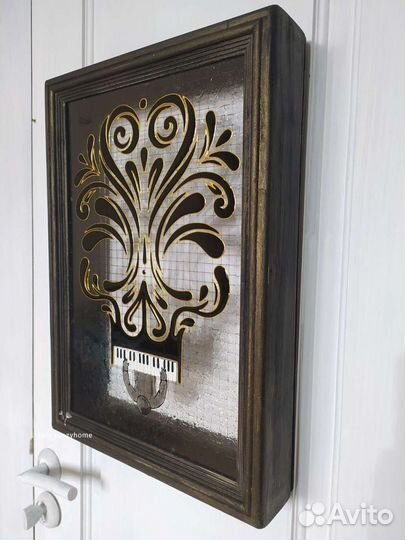 Копилка для винных пробок и пробок от шампанского