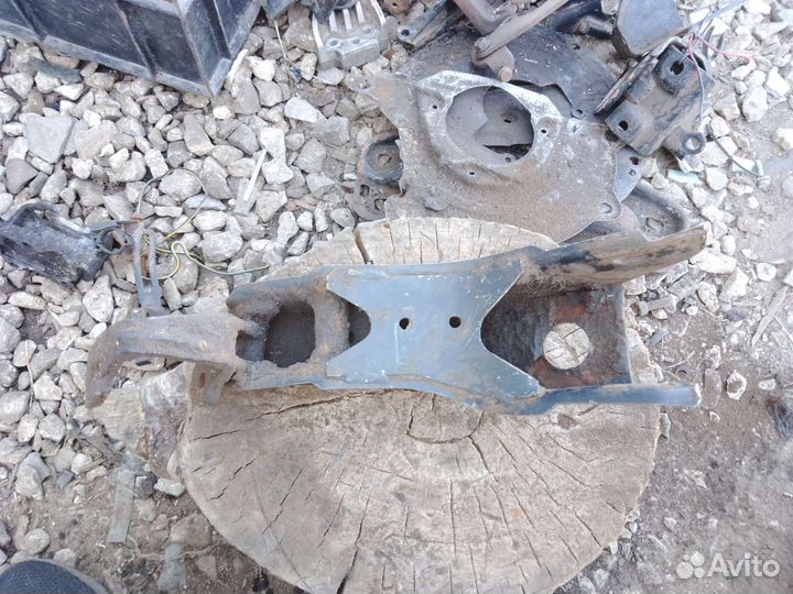 Кронштейн двигателя dewoo espero