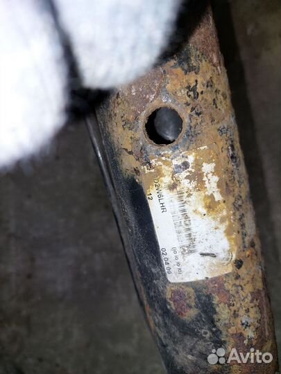 Подрамник задний Volkswagen Passat B6