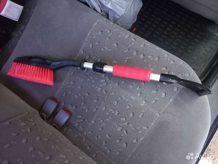 Щётка для очистки снега