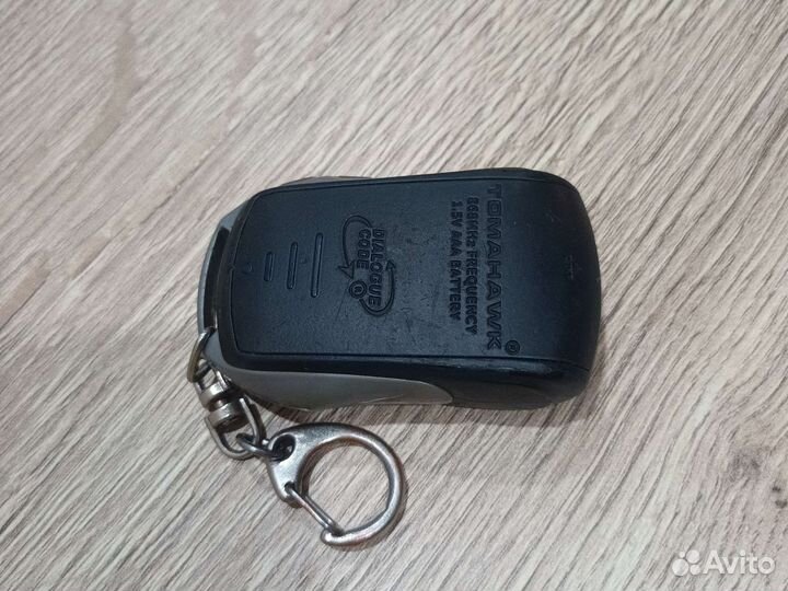 Брелок Tomahawk 9.7/9.7 Can