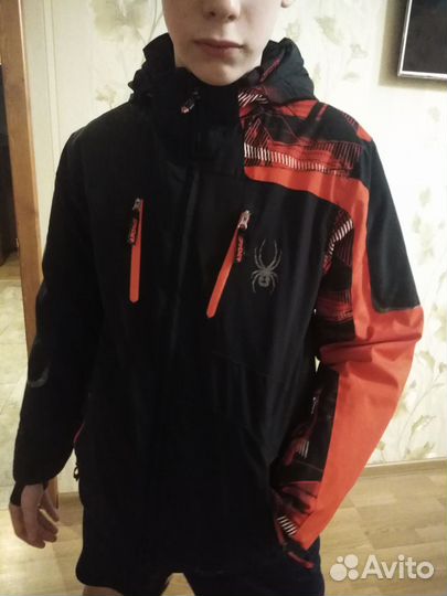 Куртка демисезонная с подкладом