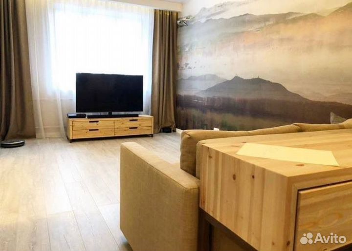 Тумба под телевизор с ящиками