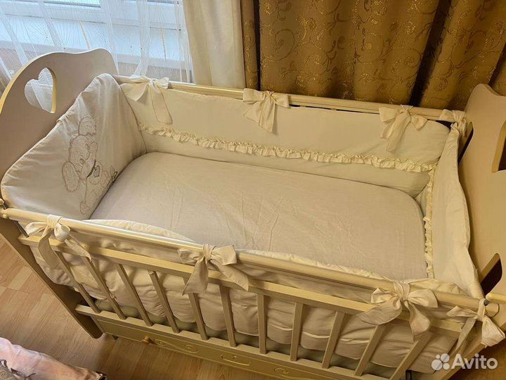 Бортики в кроватку