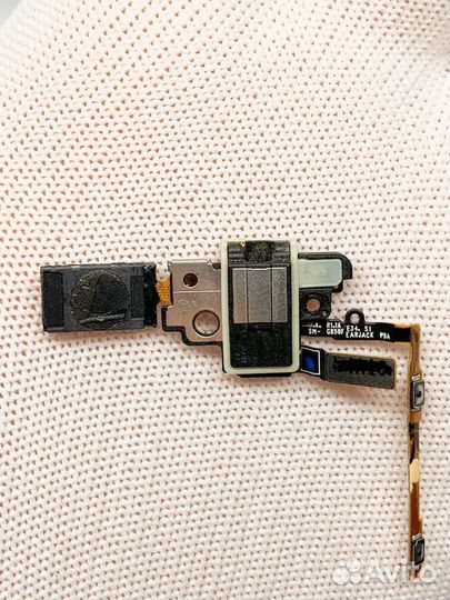 Samsung Galaxy Alpha G850f. Разговорный динамик