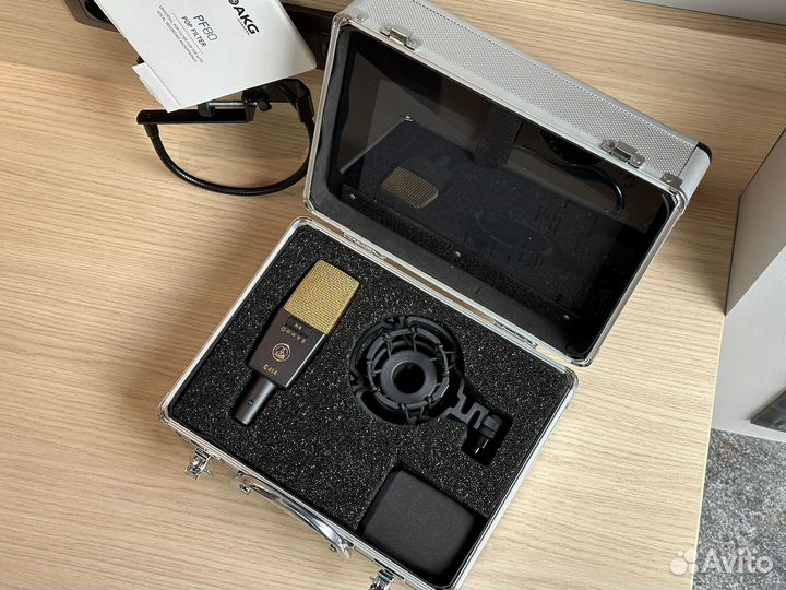 Микрофон студийный AKG C414 xlii