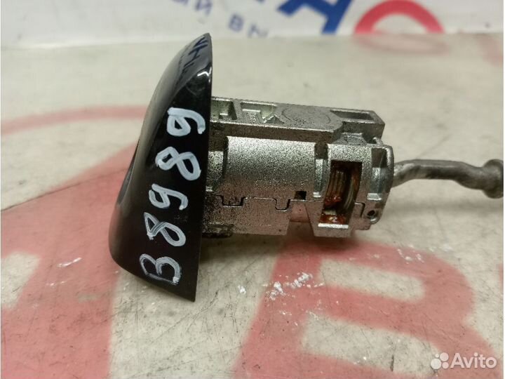 Личинка двери citroen C4(B7)