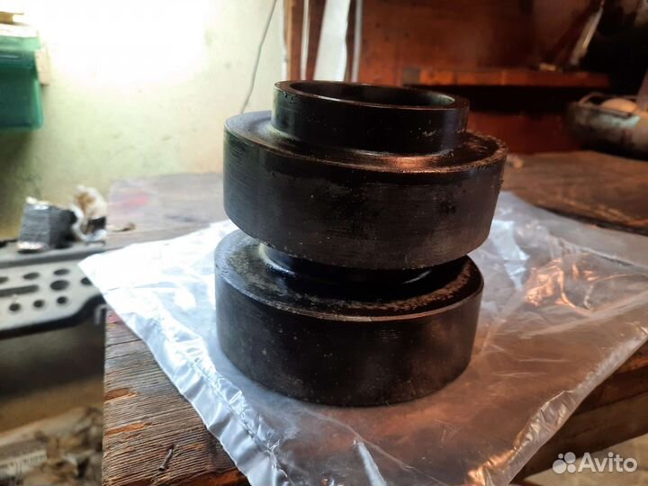 Проставки+35мм задние RIO III 2011-2017г