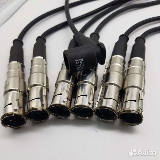 Комплект высоковольтных проводов зажигания bremi