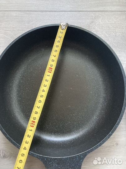 Сковороды и крышка