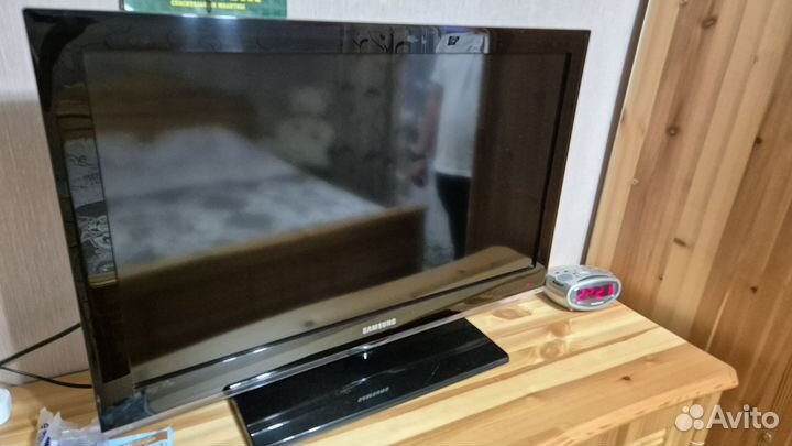 Телевизор samsung