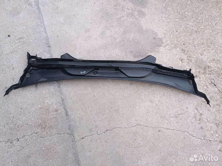 Планка обтекателя (жабо) BMW 5' G30