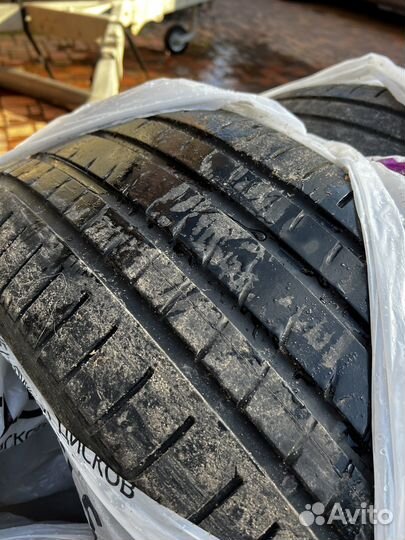 Pirelli P Zero Rosso 255/50 R19 103