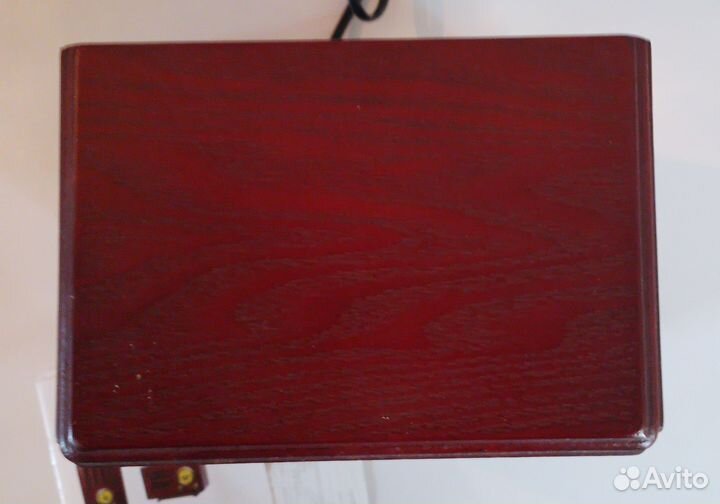 Радиоприемник в стиле ретро FM