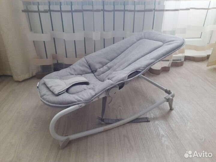 Шезлонг детский