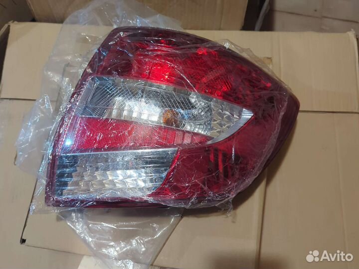 Лада гранта задний правый фонарь новый
