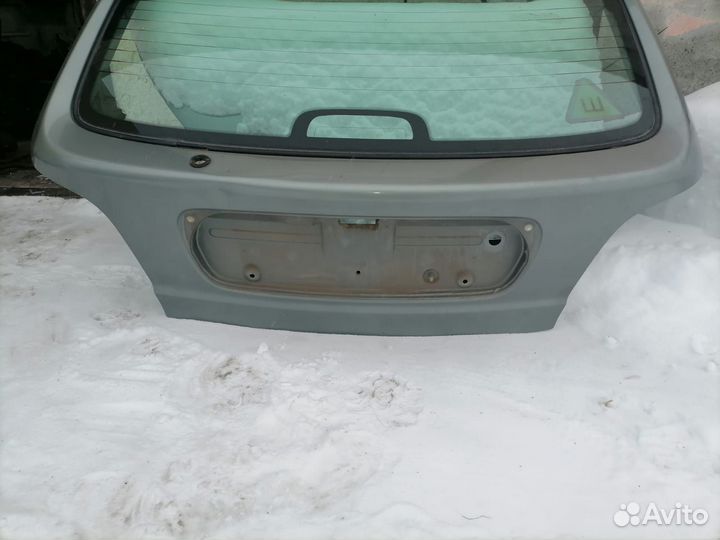 Крышка багажника задняя Renault Megane 1