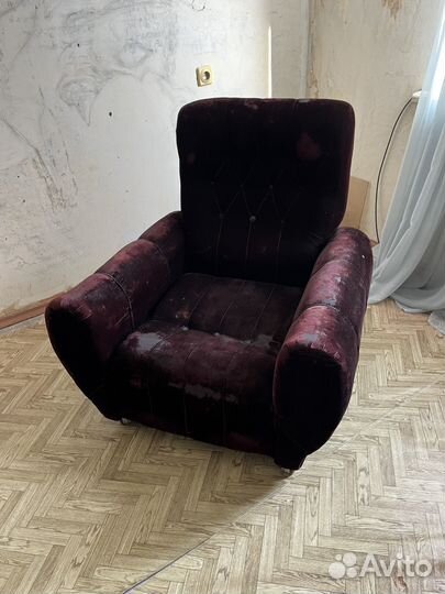 Диван с двумя креслами бу