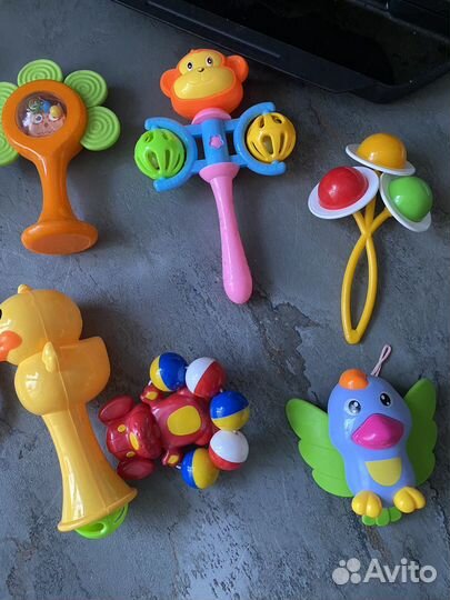 Игрушки погремушки