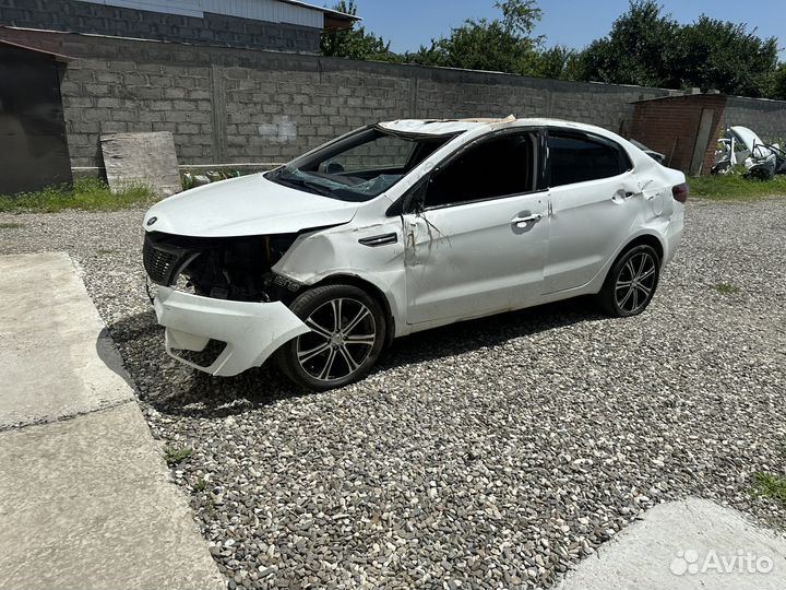 Разбор Kia Rio 3
